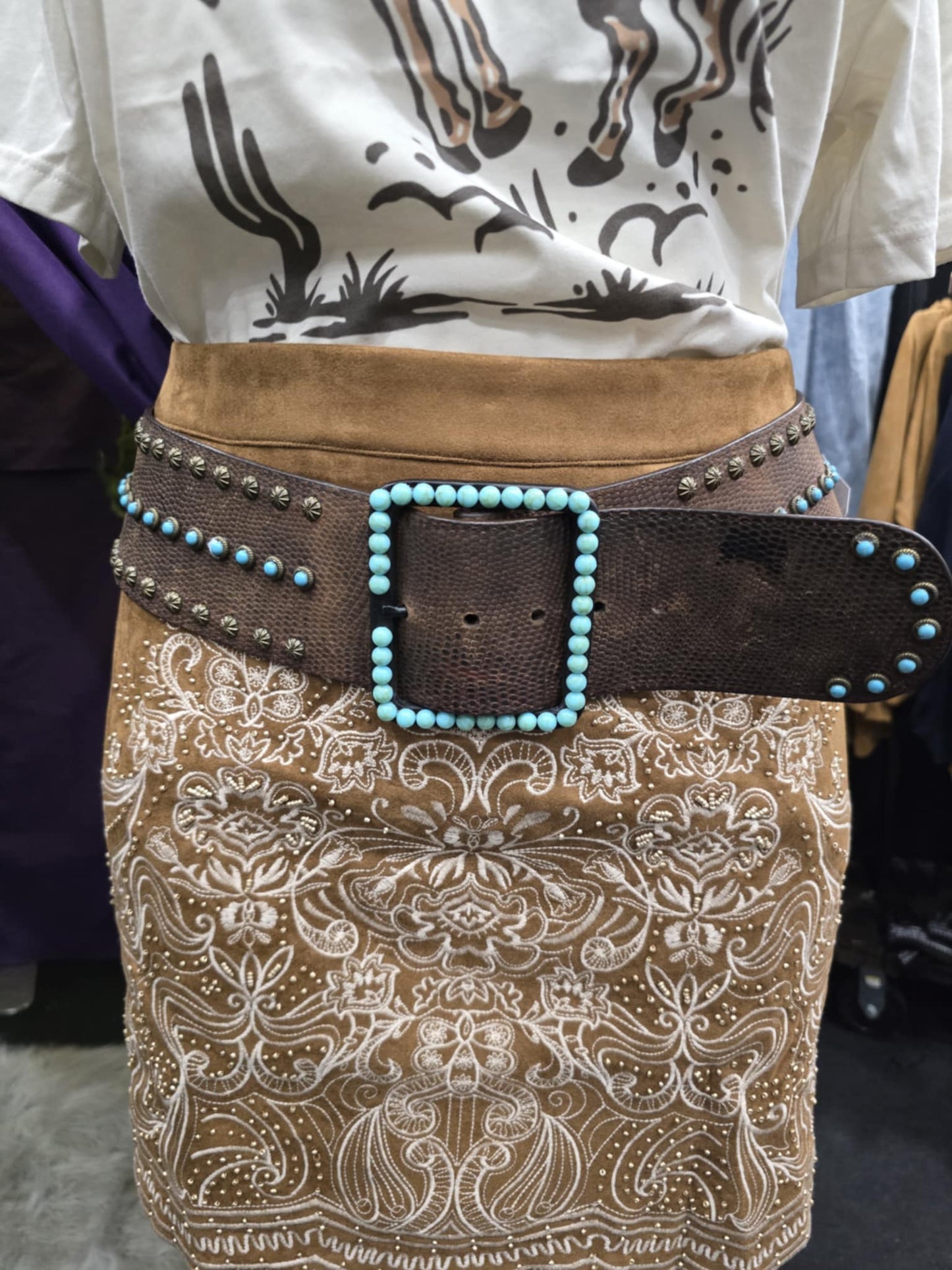 Fashion turquoise stud belt