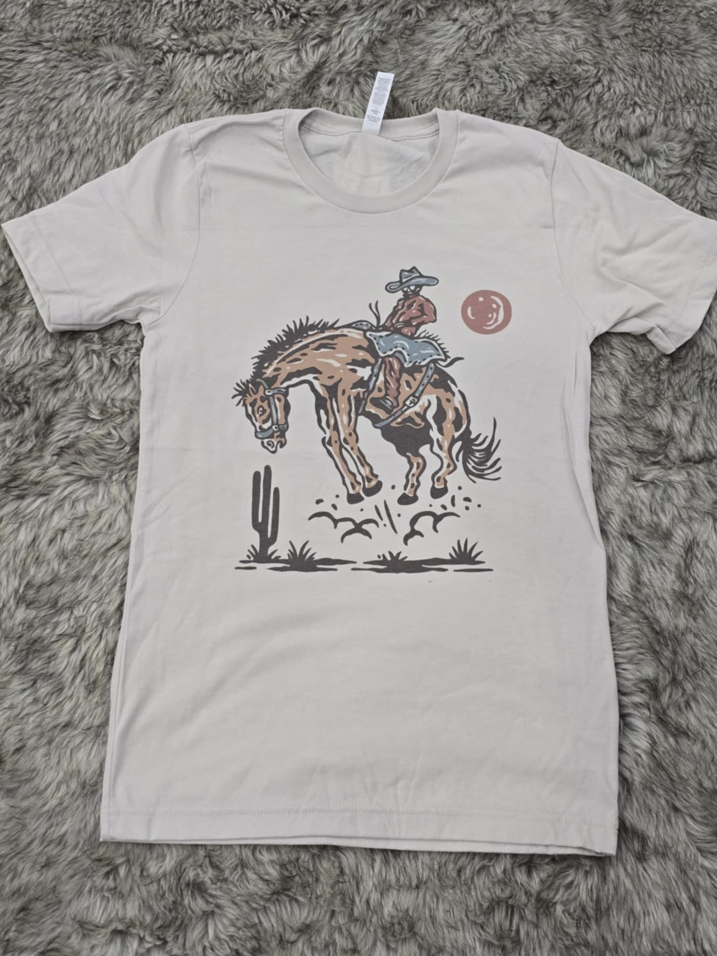 Bronc tee