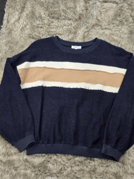Navy pullover