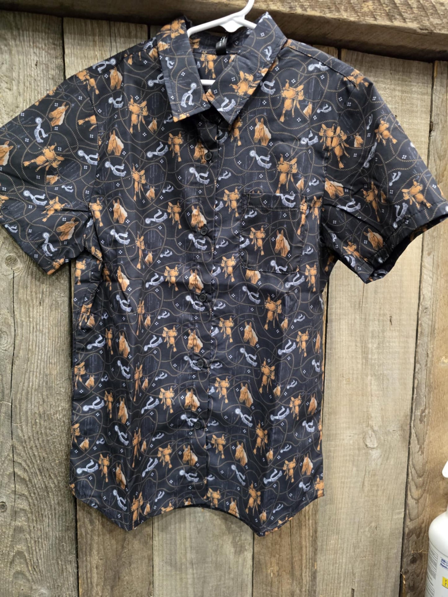 Gold buckle button up